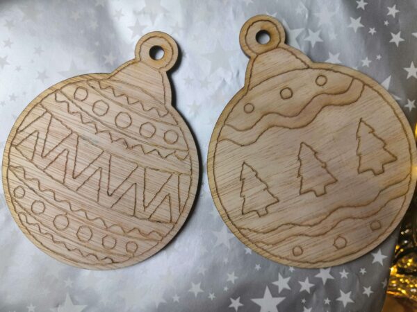 Colour Your Own Baubles - Image 2