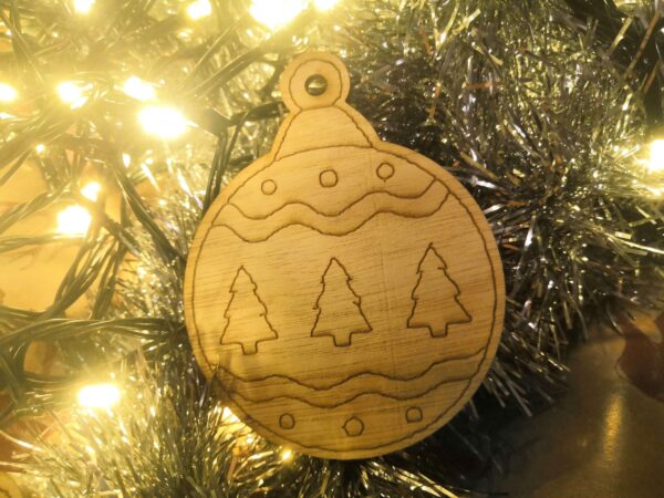 Colour Your Own Baubles