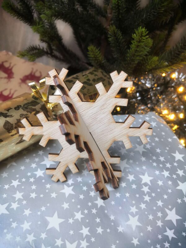 Assemble & Colour Your Own Snowflake - Image 4