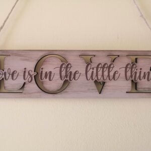 "LOVE" Wall Sign/Hanging/Plaque
