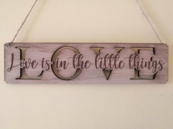 "LOVE" Wall Sign/Hanging/Plaque