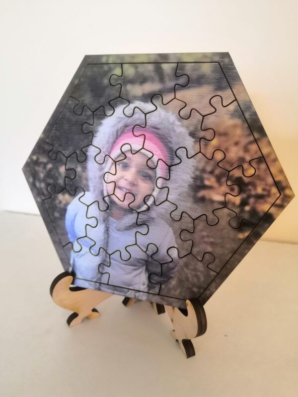 Hexagonal 19 Piece Wooden Photo Puzzle/Jigsaw