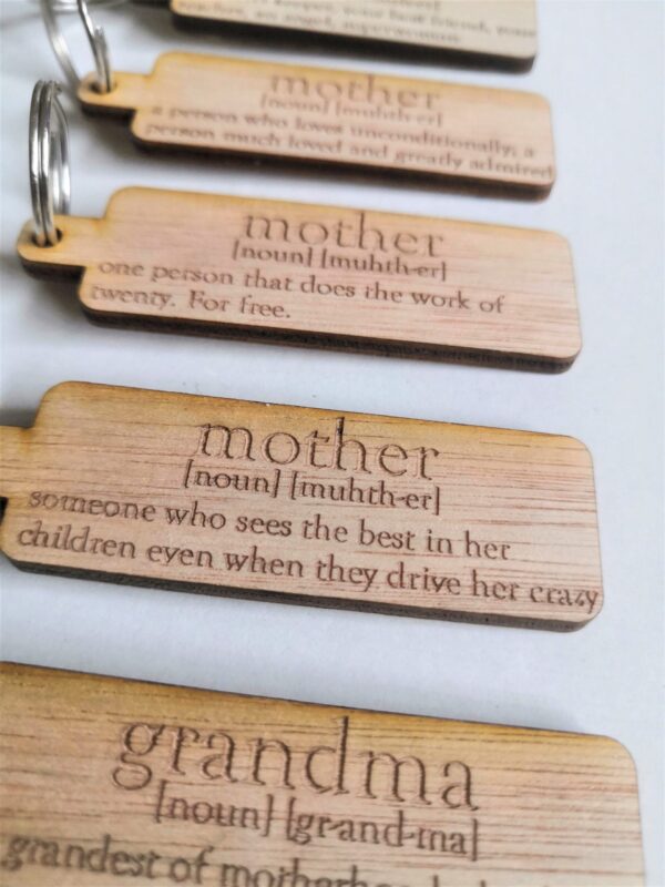 Personalised Wooden Mothers Day Keyring/Keychain / Grandma/ Grandmother - Image 3