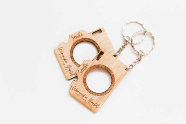 Camera Shaped Keychain with personalised Logo - Image 2